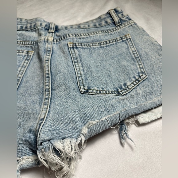 SHEIN distressed denim shorts - Picture 7 of 7